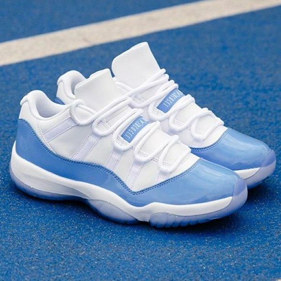 unc blue jordan 11